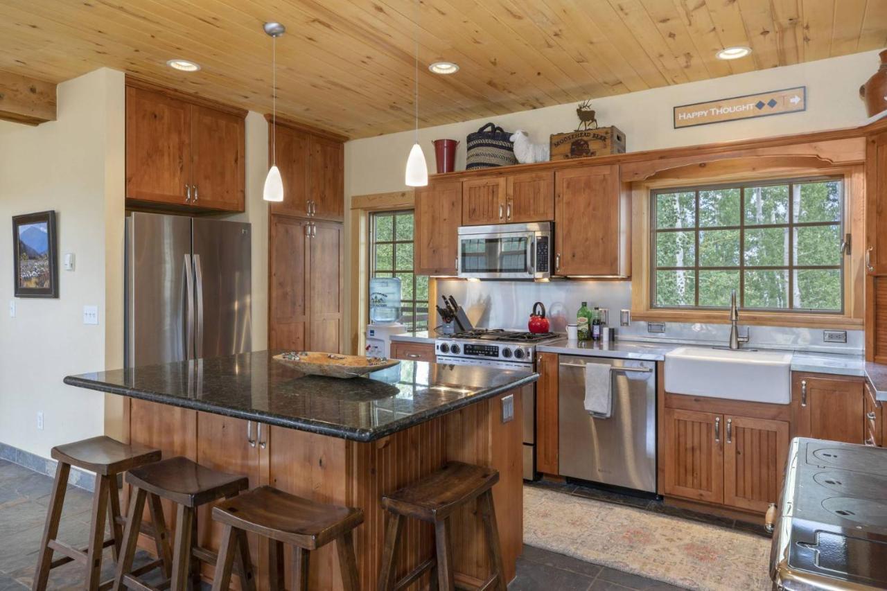 הוילה Placerville Hughes Ranch - Wilson Mesa, 70 Acres With Views Upon Views מראה חיצוני תמונה