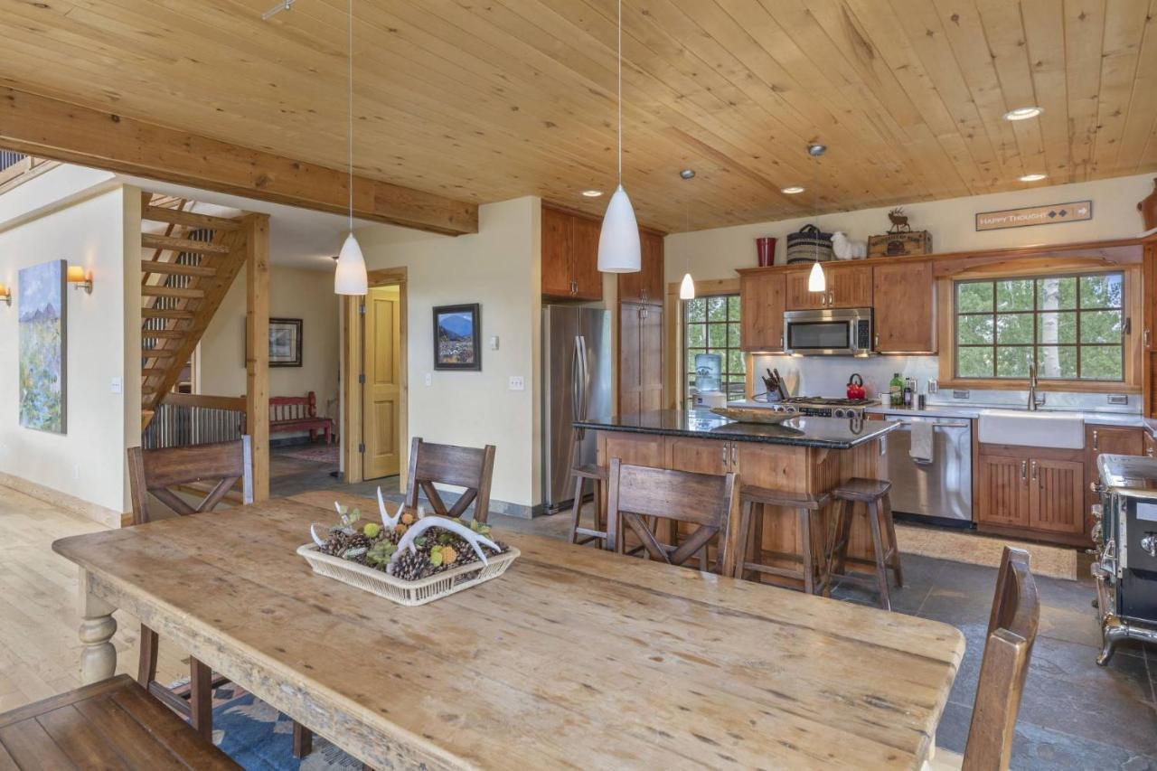 הוילה Placerville Hughes Ranch - Wilson Mesa, 70 Acres With Views Upon Views מראה חיצוני תמונה