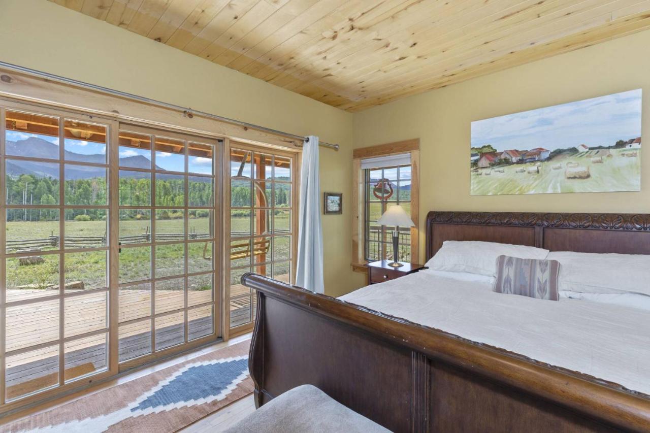 הוילה Placerville Hughes Ranch - Wilson Mesa, 70 Acres With Views Upon Views מראה חיצוני תמונה